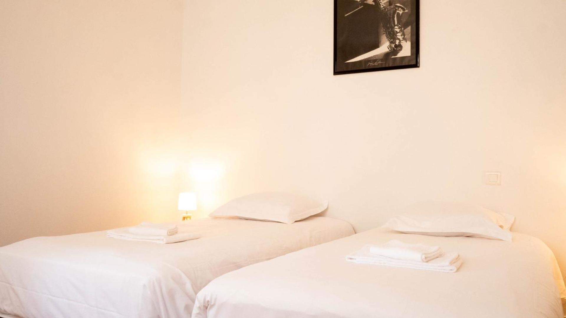 Appartamento Le Puit de Lumière - Confortable T3 à Poitiers ! Esterno foto